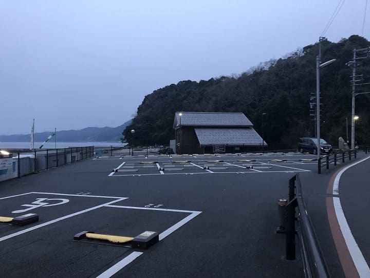駐車場｜伊根網干場の設備｜京都・伊根